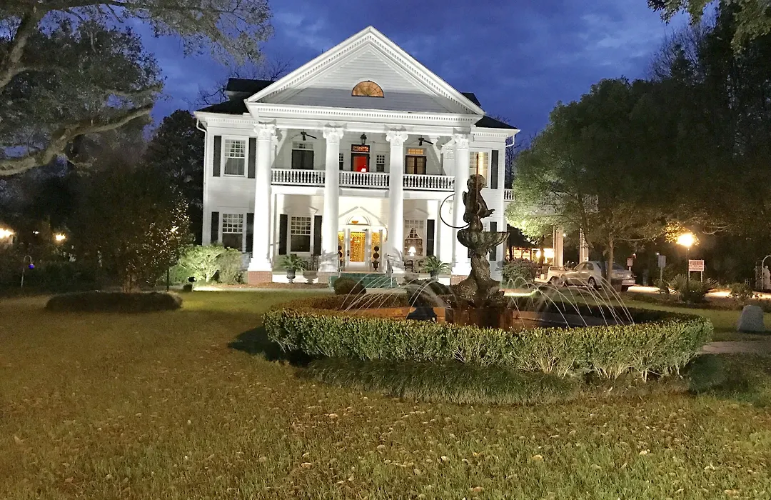 Historic Michabelle Inn-1